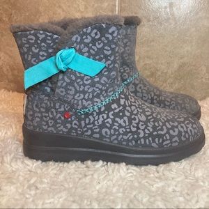 Ugg I Heart Ugg Gray Leopard Print Suede Boots Sz 8 EUC